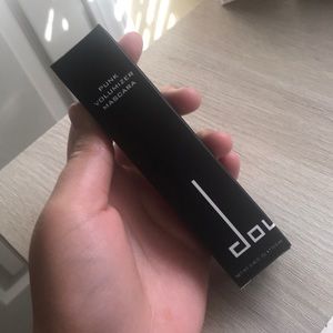 Sale! 🔵Doucce mascara